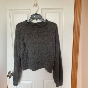 Banana Republic Gray Women’s Sweater Size Medium